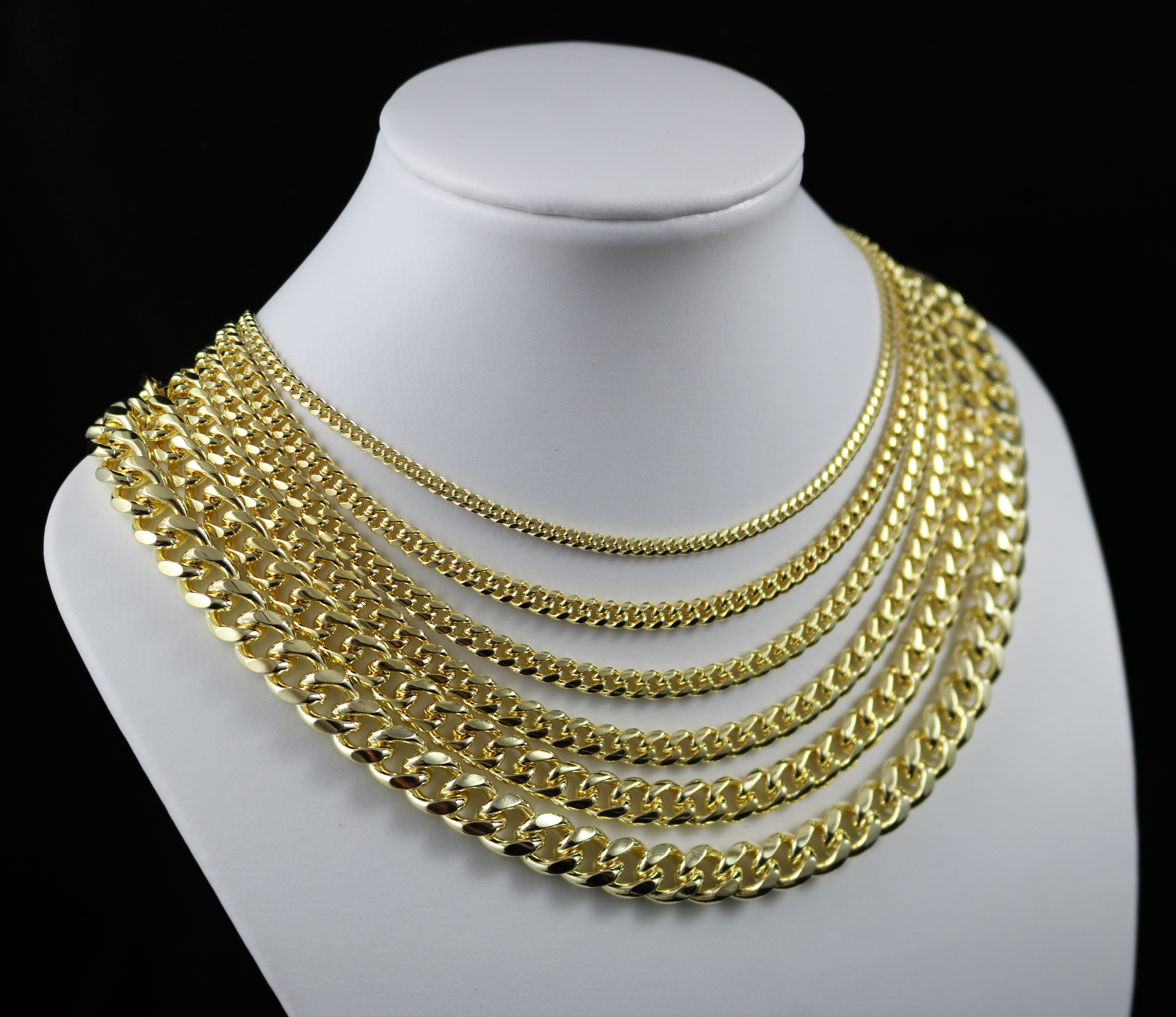 18K Gold Plated 14 mm Cuban Curb Link Chain Necklace 31" Long 